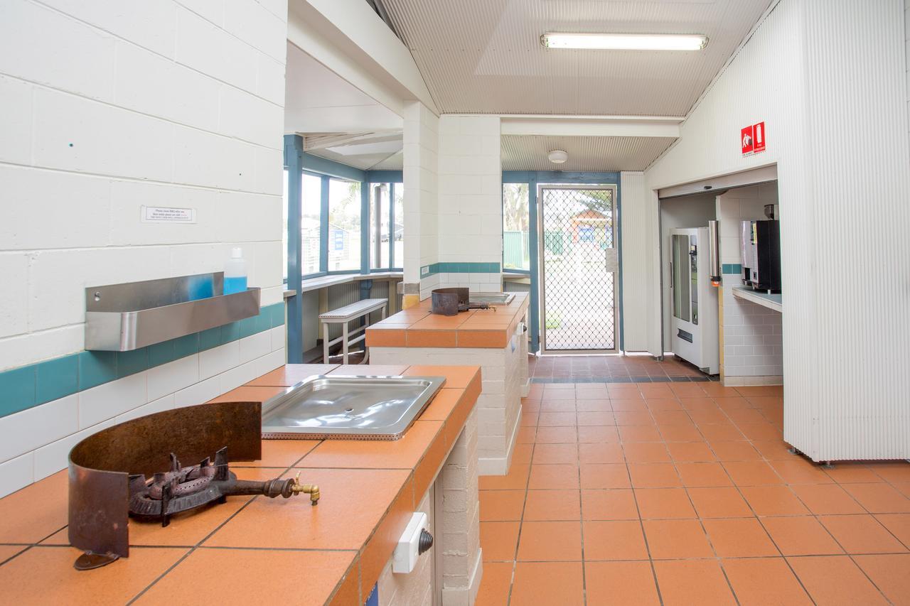 Big4 Batemans Bay At Easts Riverside Holiday Park Zimmer foto